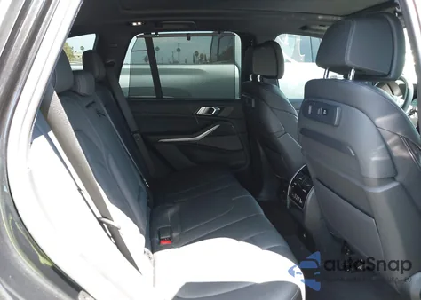 2021 BMW X5 M50I z USA, uszkodzony, nr VIN 5UXJU4C05M9E92183